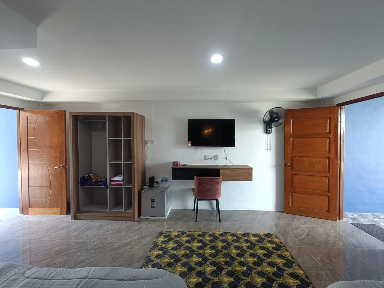 Superior Deluxe Ground Floor (Pool View)